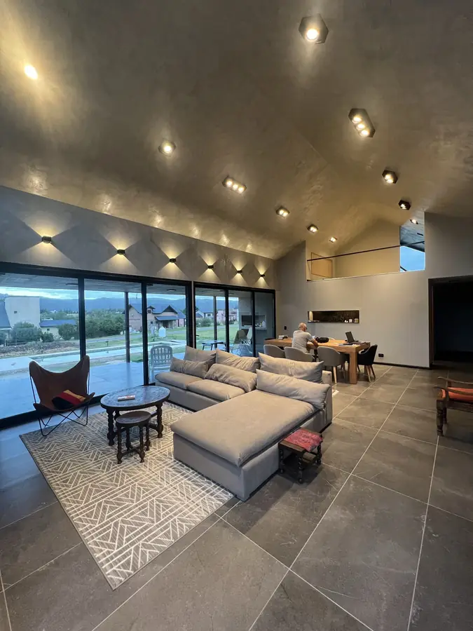 Casa Champaquí 1 — Estar hacia el ventanal