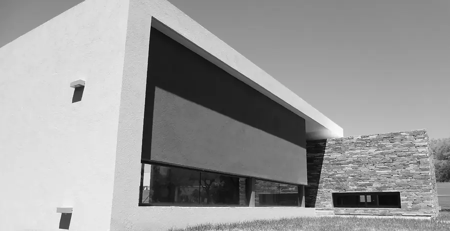 Casa Los Algarrobos — Detalle del ventanal